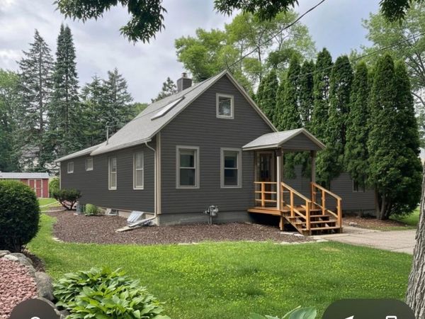 5535 Lake Mendota Drive, Madison, WI 53705