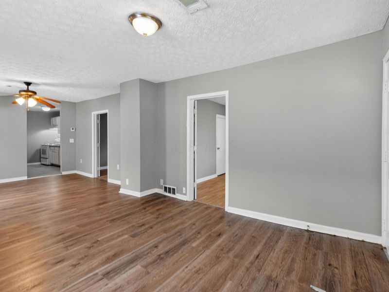 679 Dexter Avenue, Columbus, OH 43204 Photo 11