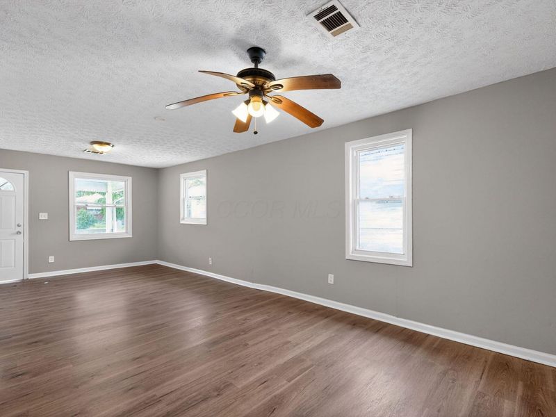 679 Dexter Avenue , Columbus, OH 43204 Photo 16