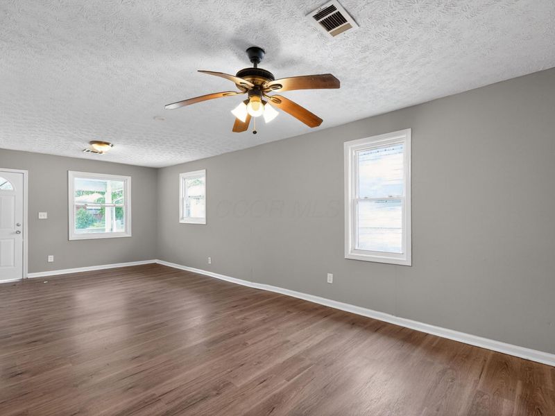 679 Dexter Avenue, Columbus, OH 43204 Photo 16