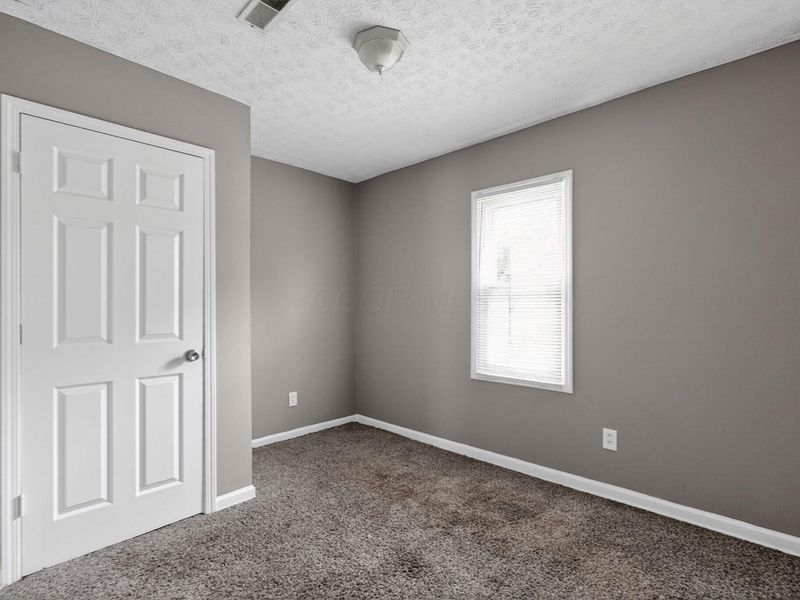 679 Dexter Avenue , Columbus, OH 43204 Photo 17