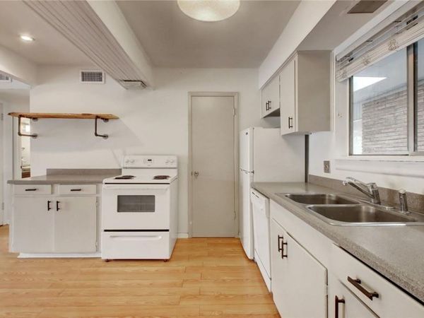 2208 Enfield RD, Unit 20800, Austin, TX 78703