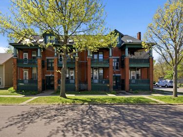 732 Marshall Avenue, Saint Paul, MN 55104