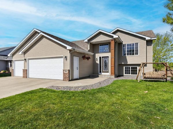 306 Kennedy Avenue NW, New Prague, MN 56071