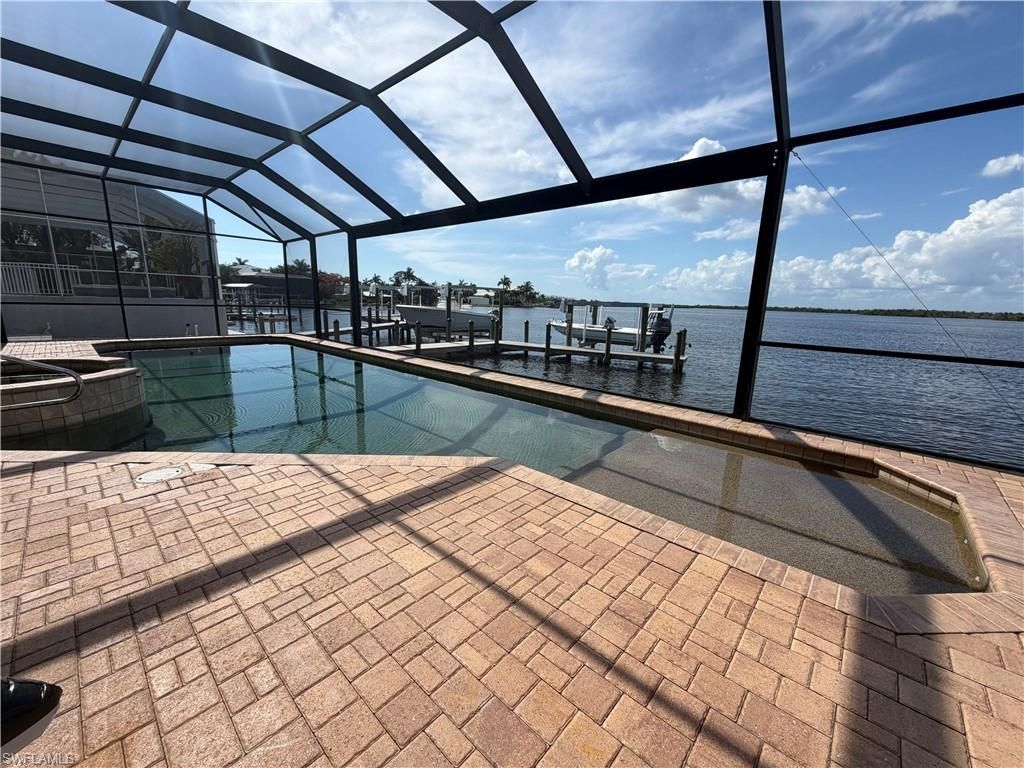 12130 Shoreview Dr , Matlacha, FL 33993 Photo