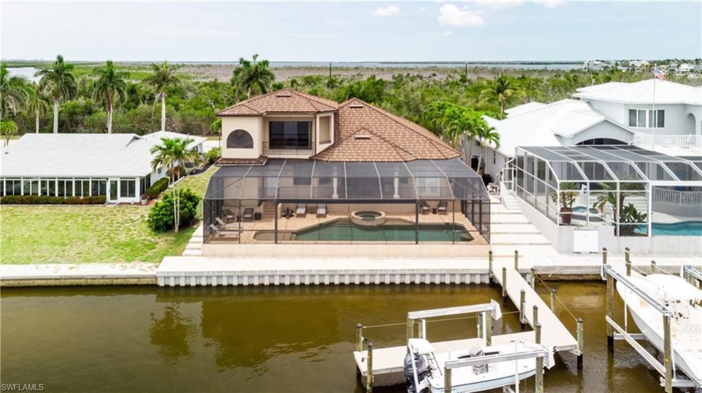 12130 Shoreview Dr , Matlacha, FL 33993 Photo