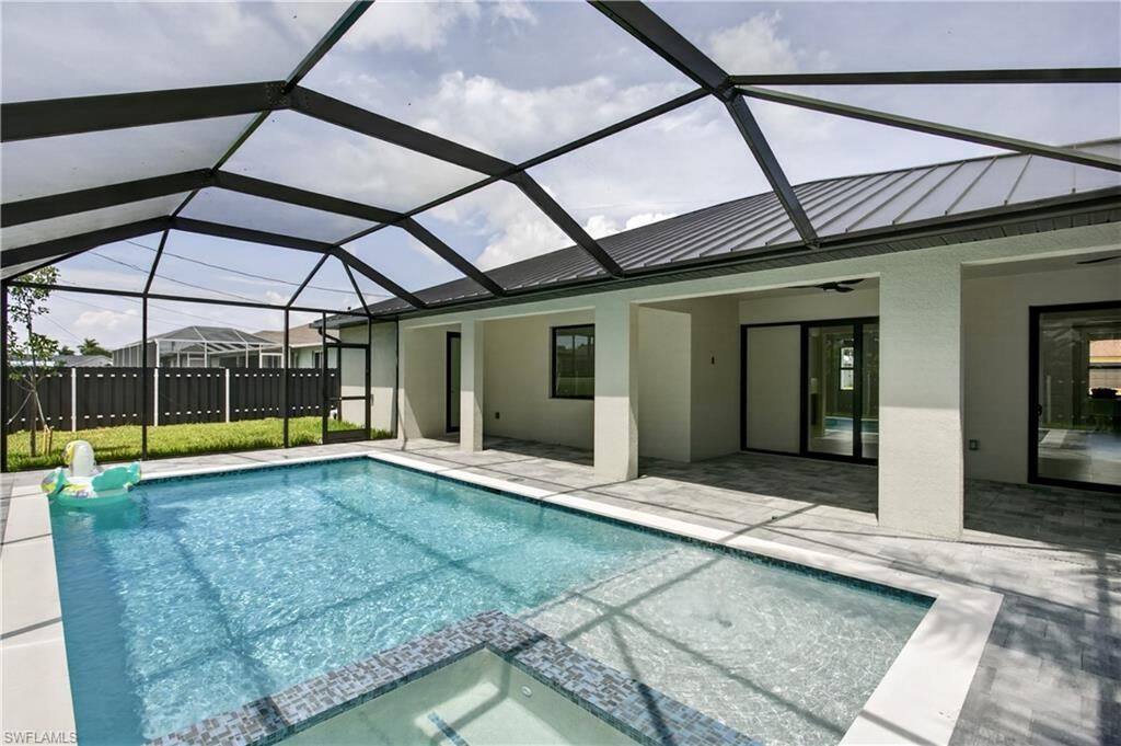 812 SW 14th Ave , Cape Coral, FL 33991 Photo