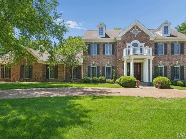 111 Worthington Oaks Drive, Creve Coeur, MO 63141
