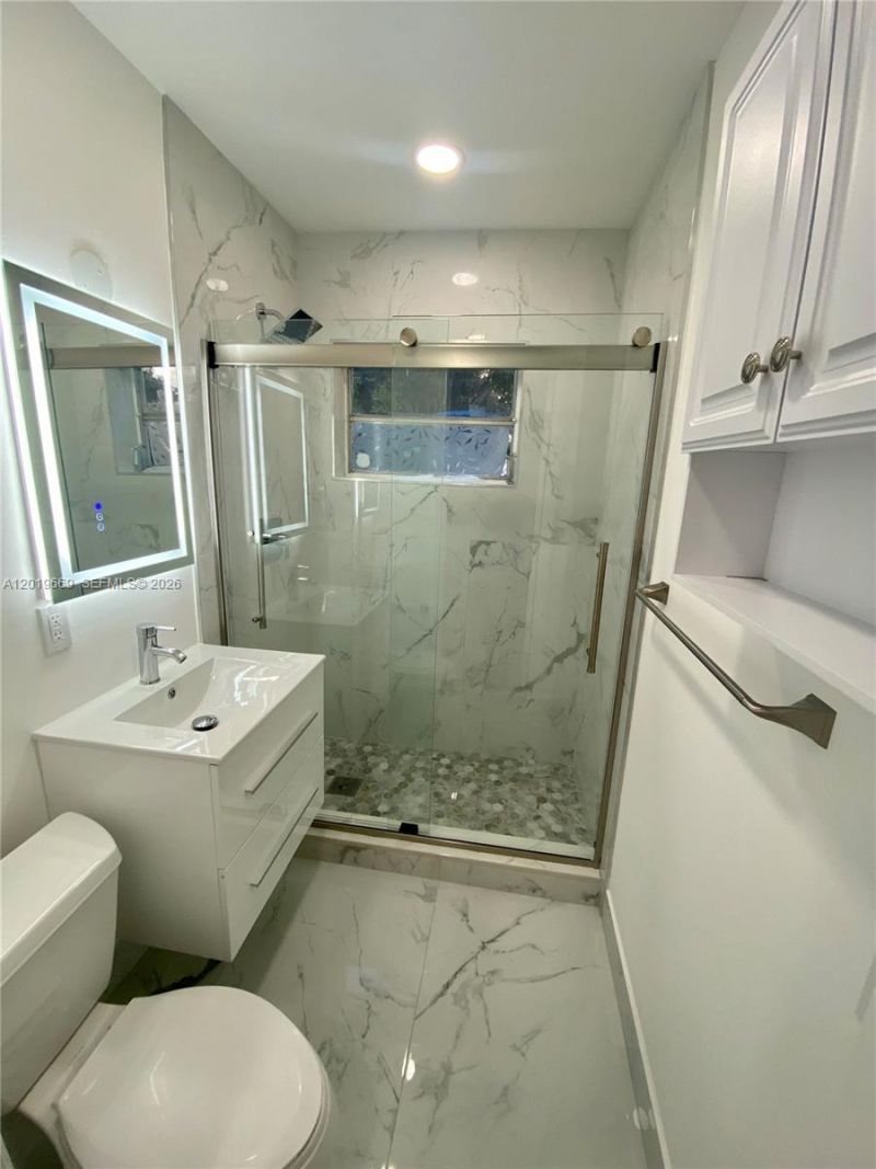 2512 Grant St, Unit Rear Guest, Hollywood, FL 33020 Photo