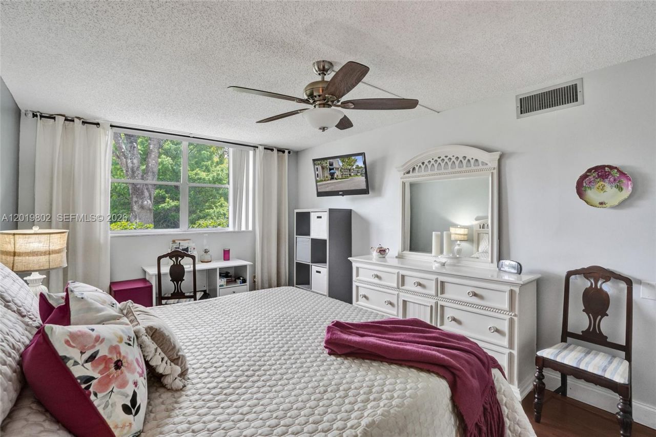 9070 Lime Bay Blvd , Unit 110, Tamarac, FL 33321 Photo