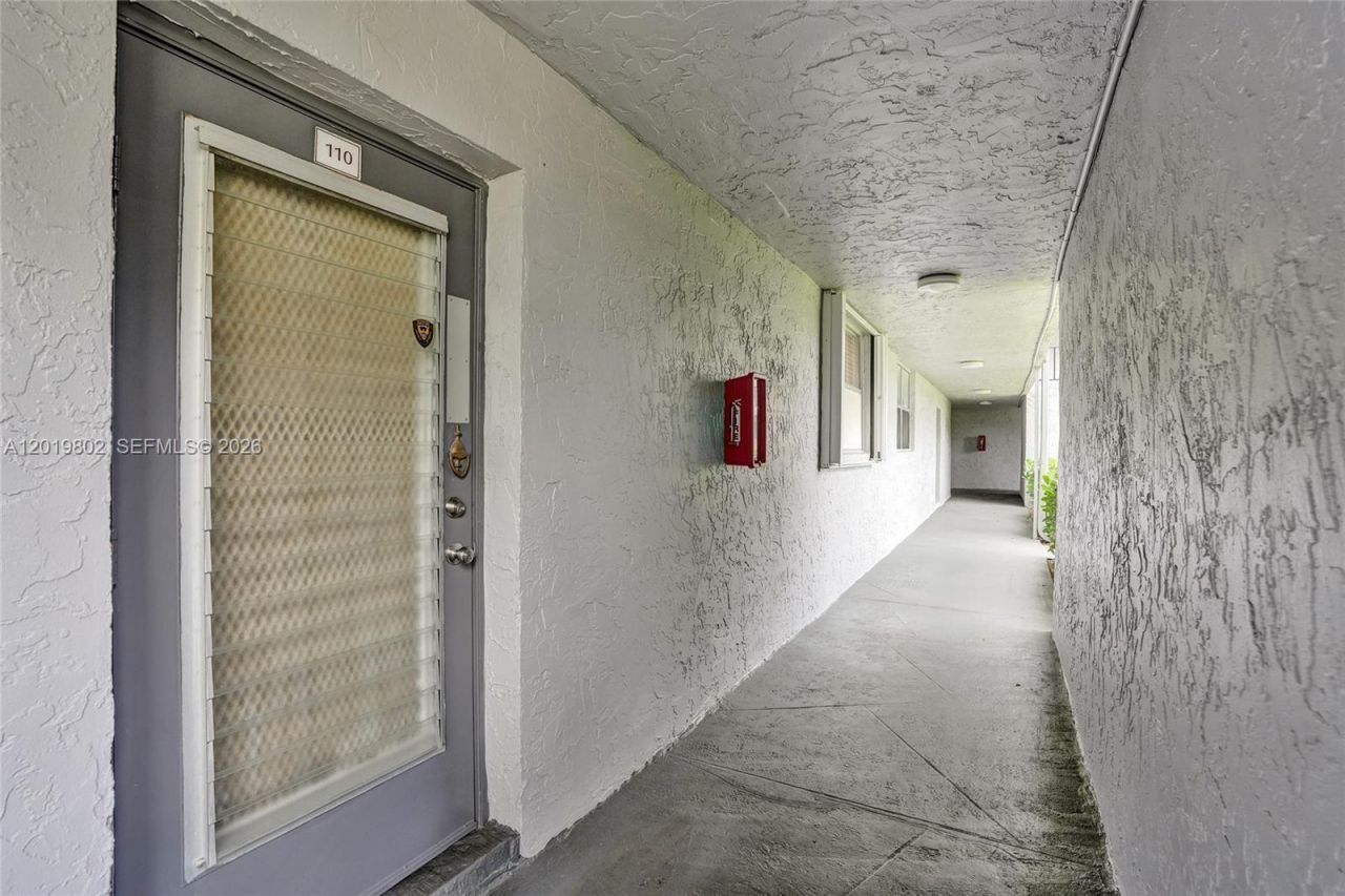 9070 Lime Bay Blvd , Unit 110, Tamarac, FL 33321 Photo
