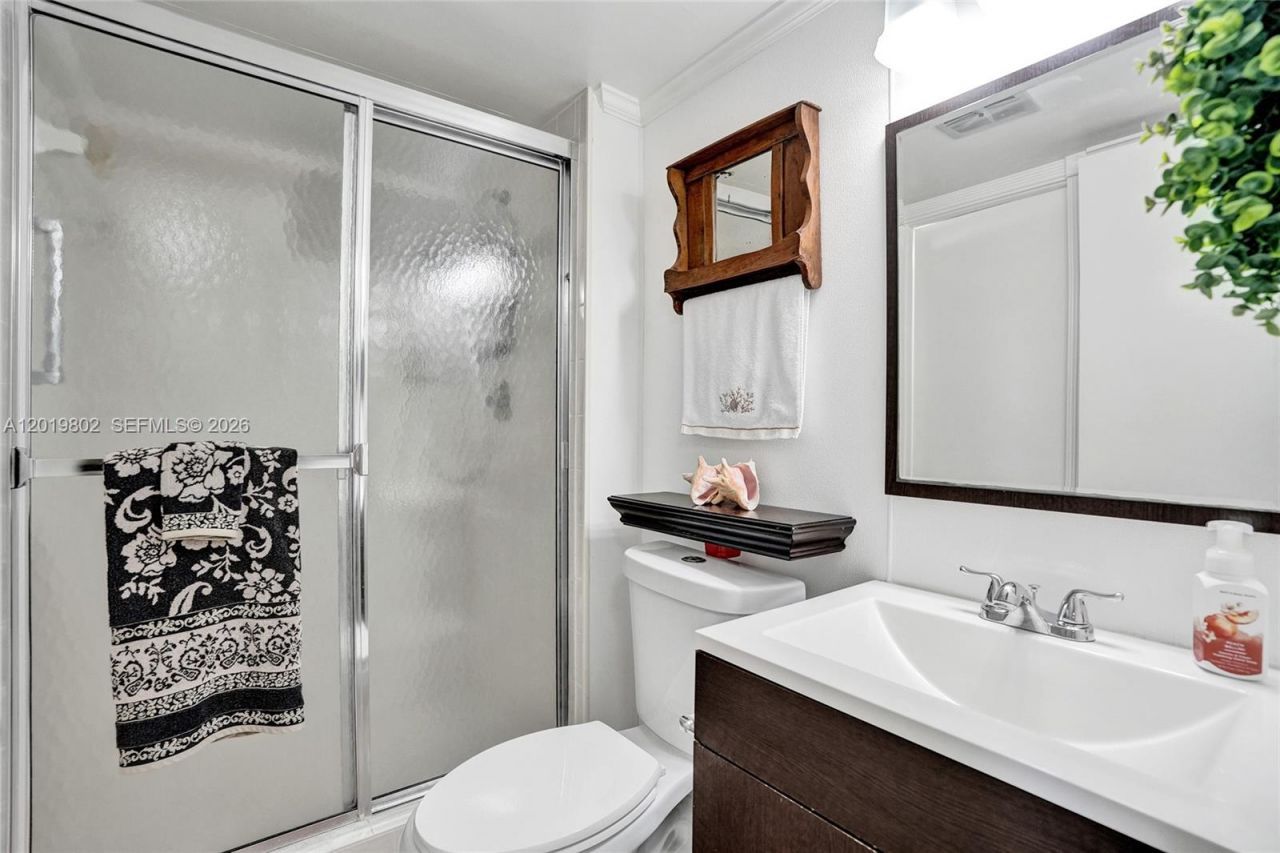 9070 Lime Bay Blvd , Unit 110, Tamarac, FL 33321 Photo