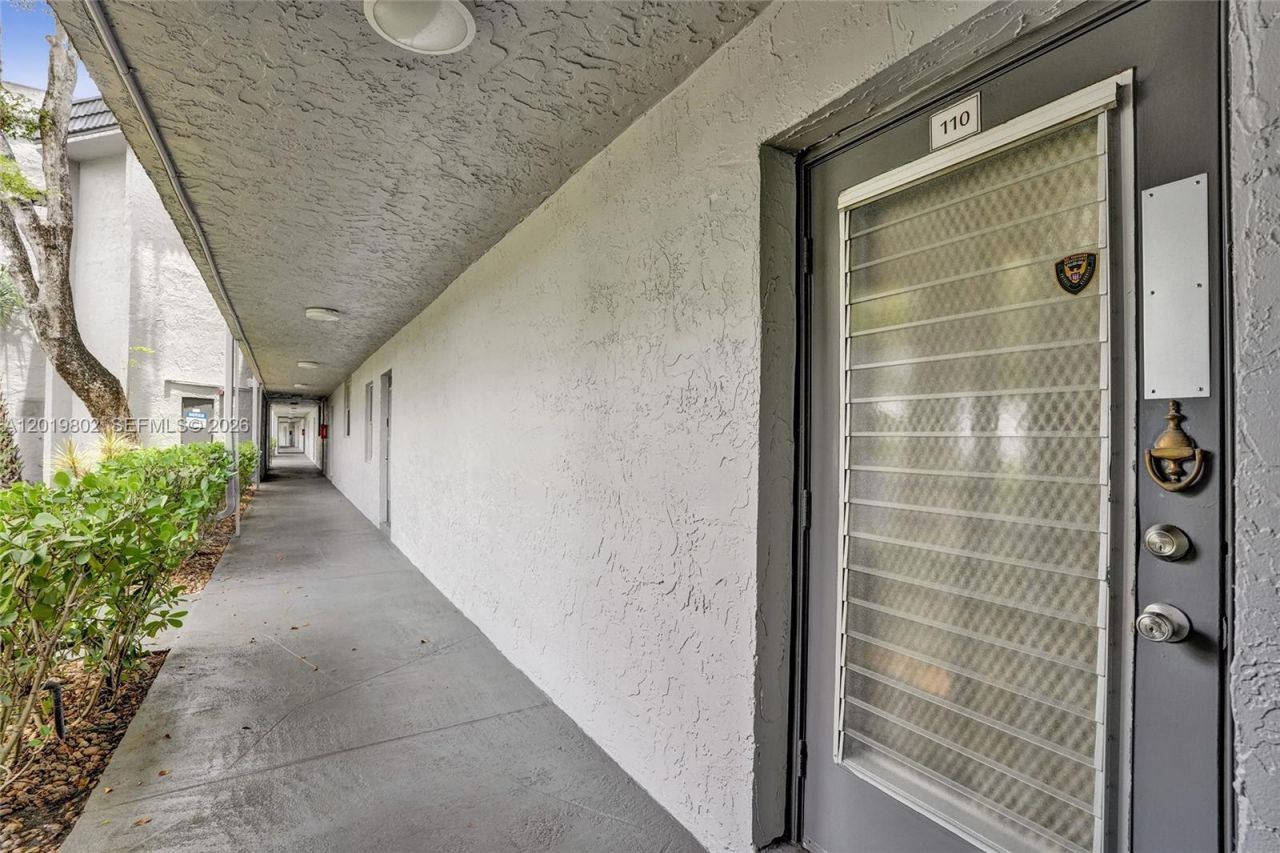 9070 Lime Bay Blvd , Unit 110, Tamarac, FL 33321 Photo