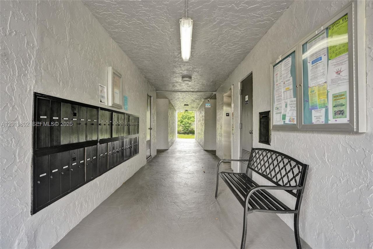 9070 Lime Bay Blvd , Unit 110, Tamarac, FL 33321 Photo
