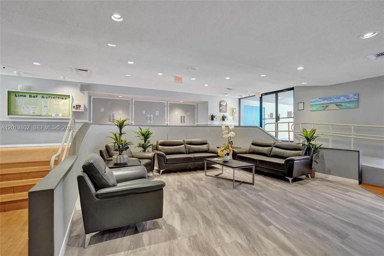 9070 Lime Bay Blvd , Unit 110, Tamarac, FL 33321 Photo