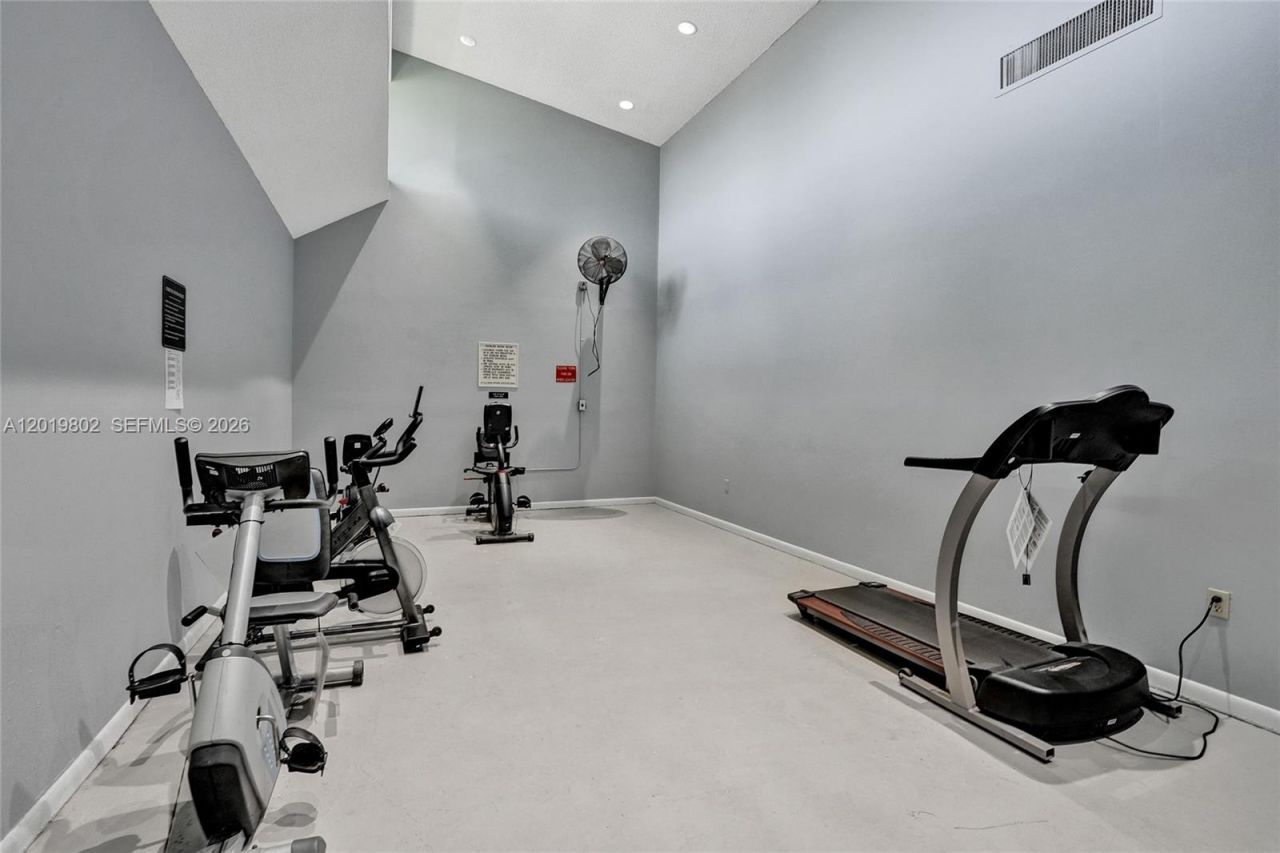9070 Lime Bay Blvd , Unit 110, Tamarac, FL 33321 Photo