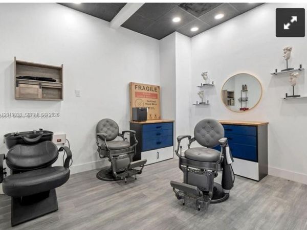 2300 W 84th St , Hialeah, FL 33016