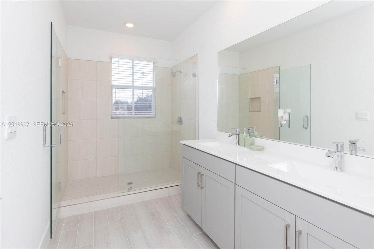 16966 SW 2nd Ct , Unit 16966, Pembroke Pines, FL 33027 Photo