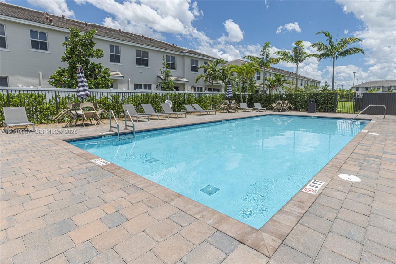 16966 SW 2nd Ct , Unit 16966, Pembroke Pines, FL 33027 Photo