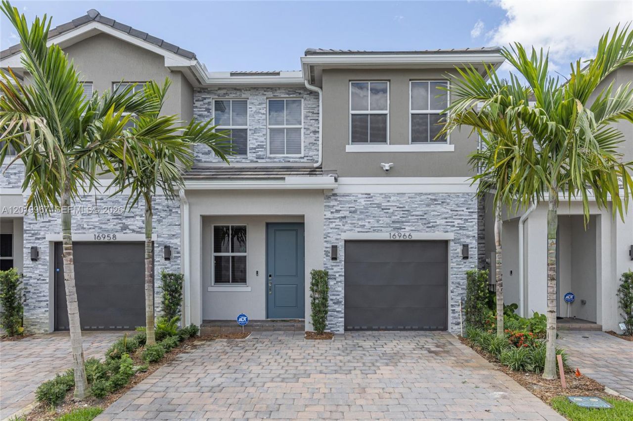 16966 SW 2nd Ct , Unit 16966, Pembroke Pines, FL 33027 Photo