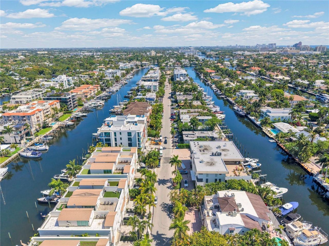 76 Isle Of Venice Dr , Unit C, Fort Lauderdale, FL 33301 Photo