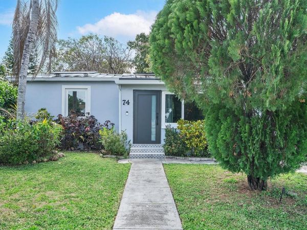 74 NW 117th St , Miami, FL 33168