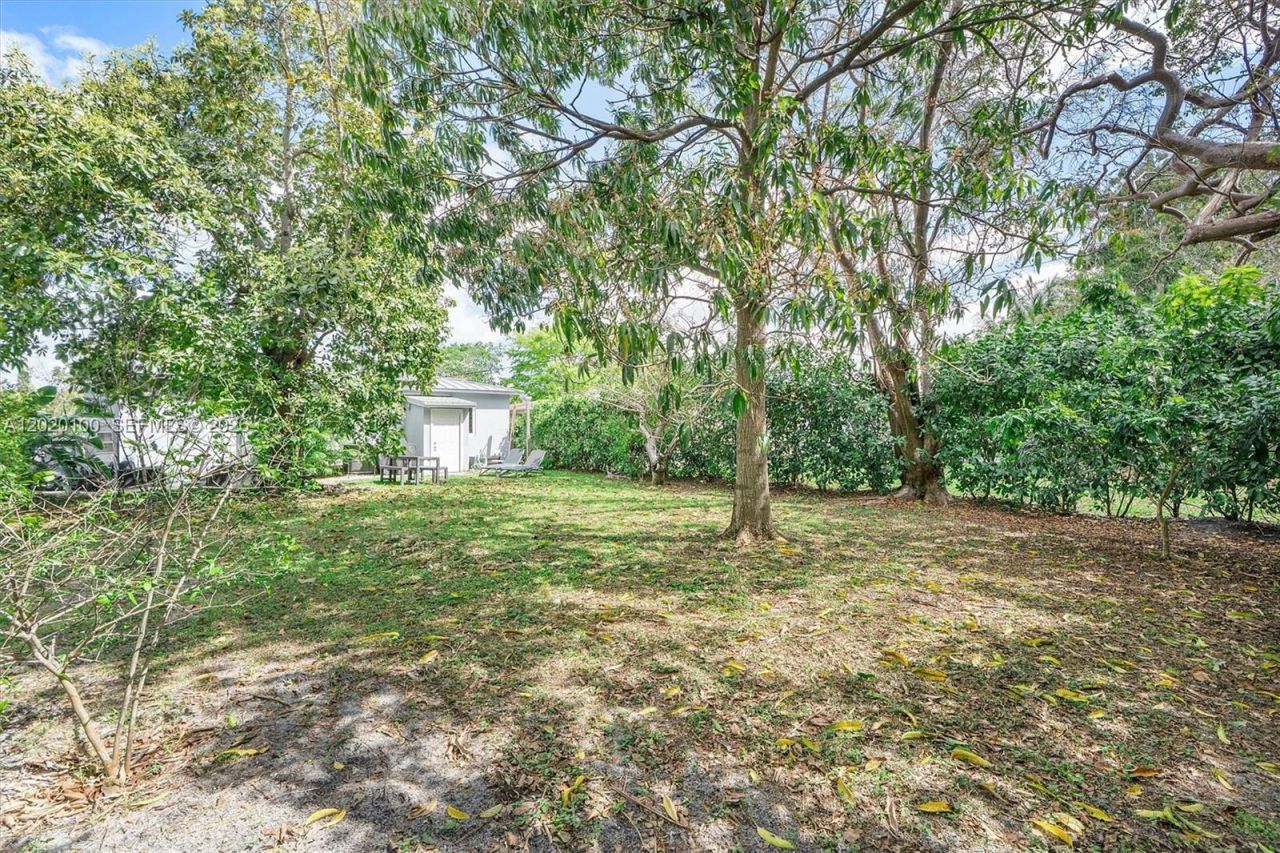 74 NW 117th St , Miami, FL 33168 Photo