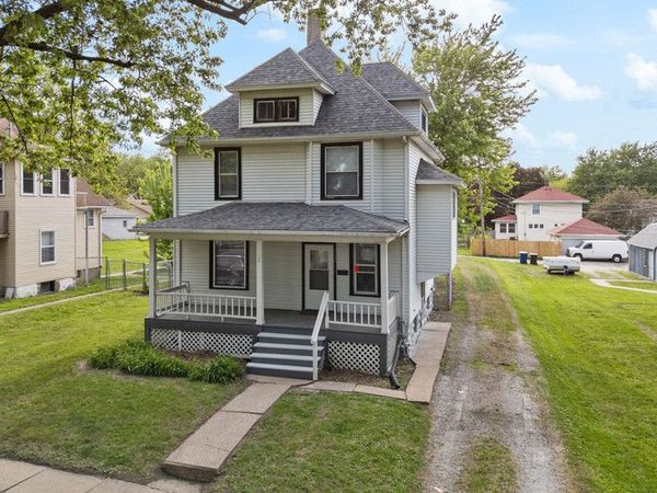 2132 Farnam Street, Davenport, IA 52803