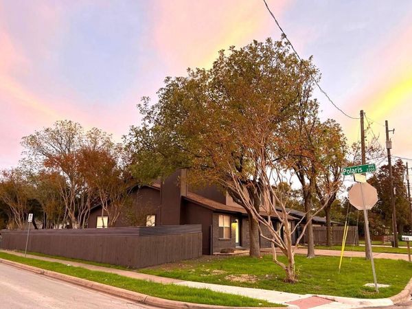 8615 Bowling Green DR, Unit B, Austin, TX 78757
