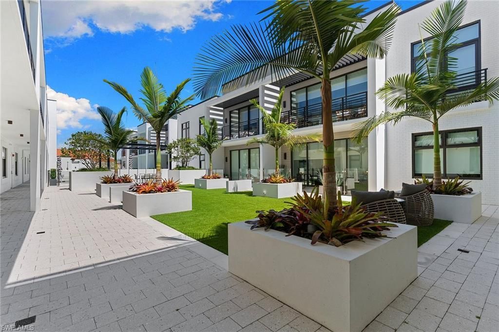 850 Central Ave, Unit 311, Naples, FL 34102 Photo