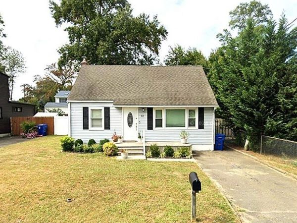 12 Twilight Place, Port Monmouth, NJ 07758
