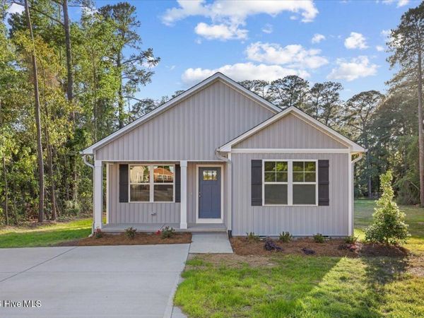 303 N West Street, Roseboro, NC 28382
