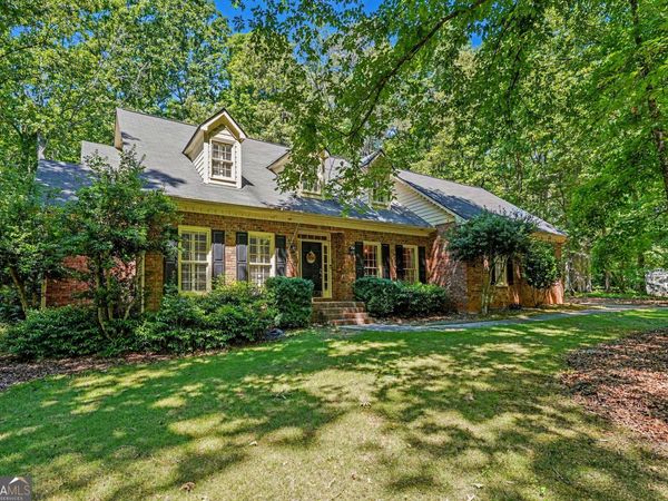 290 Brandon Mill Circle, Fayetteville, GA 30214