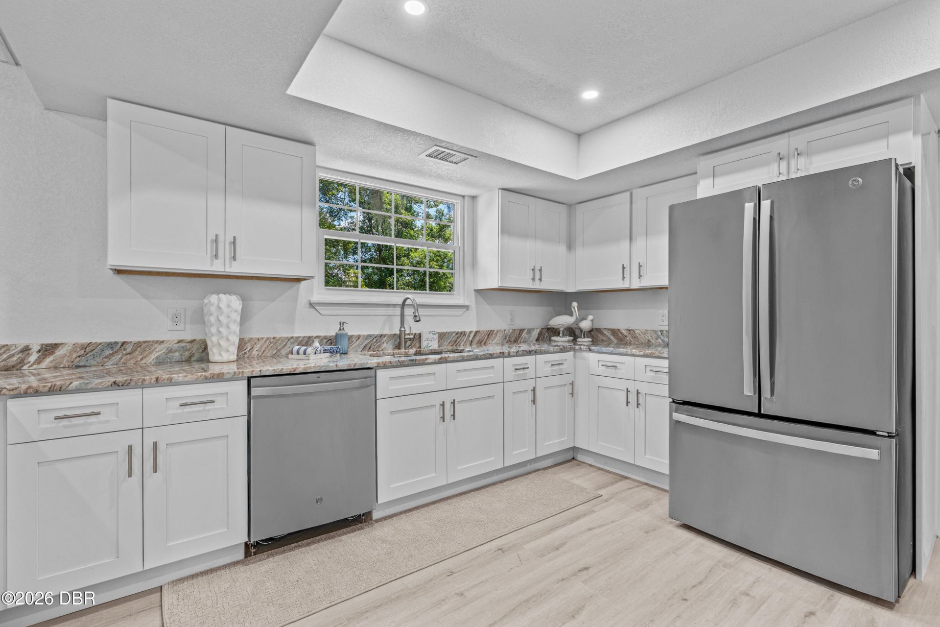 475 E Wisconsin Avenue, Orange City, FL 32763 Photo