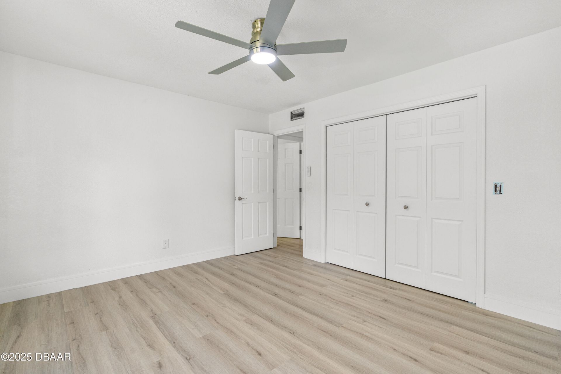 475 E Wisconsin Avenue, Orange City, FL 32763 Photo