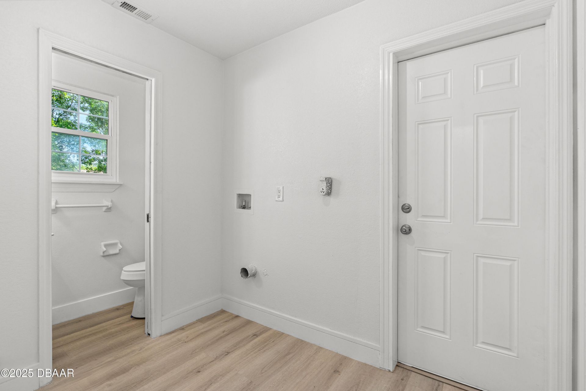 475 E Wisconsin Avenue, Orange City, FL 32763 Photo