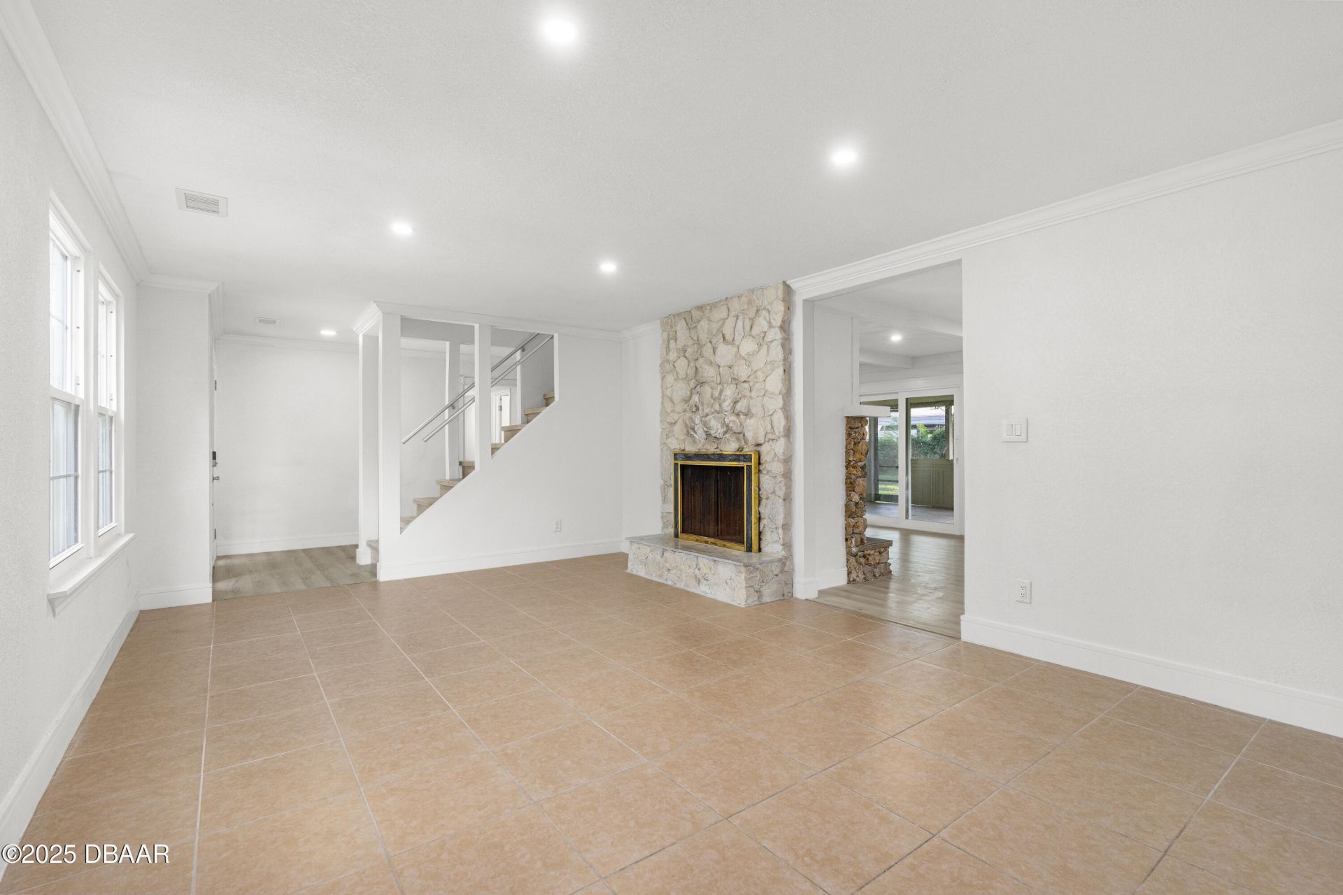 475 E Wisconsin Avenue, Orange City, FL 32763 Photo