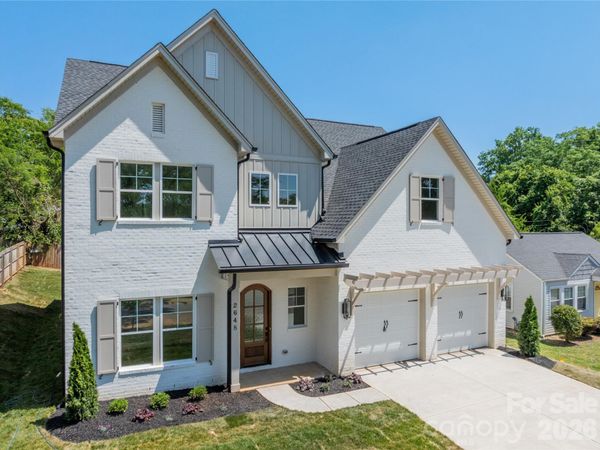 2648 Roslyn Avenue, Charlotte, NC 28208
