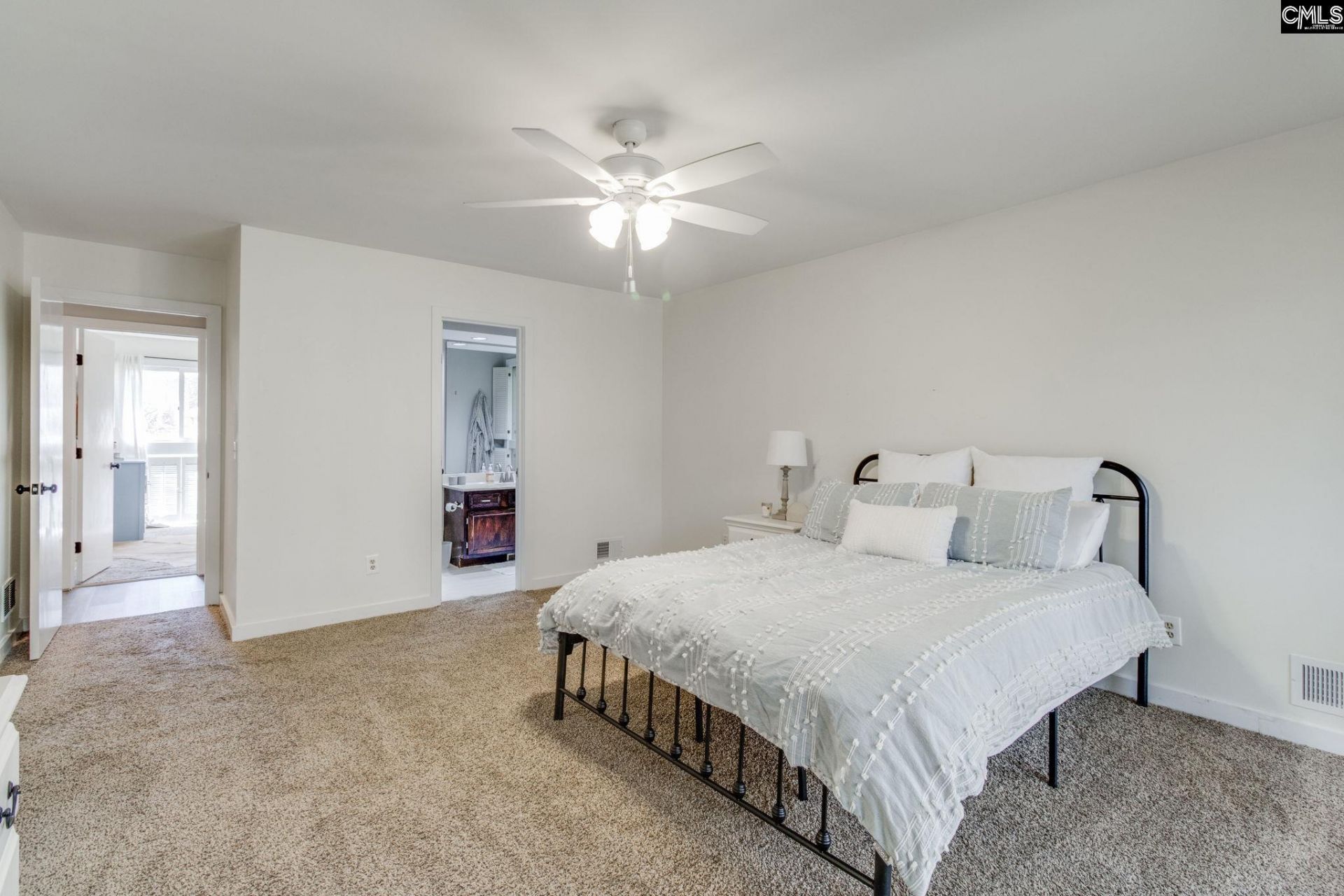 4 Gardenwood Court  Photo 16