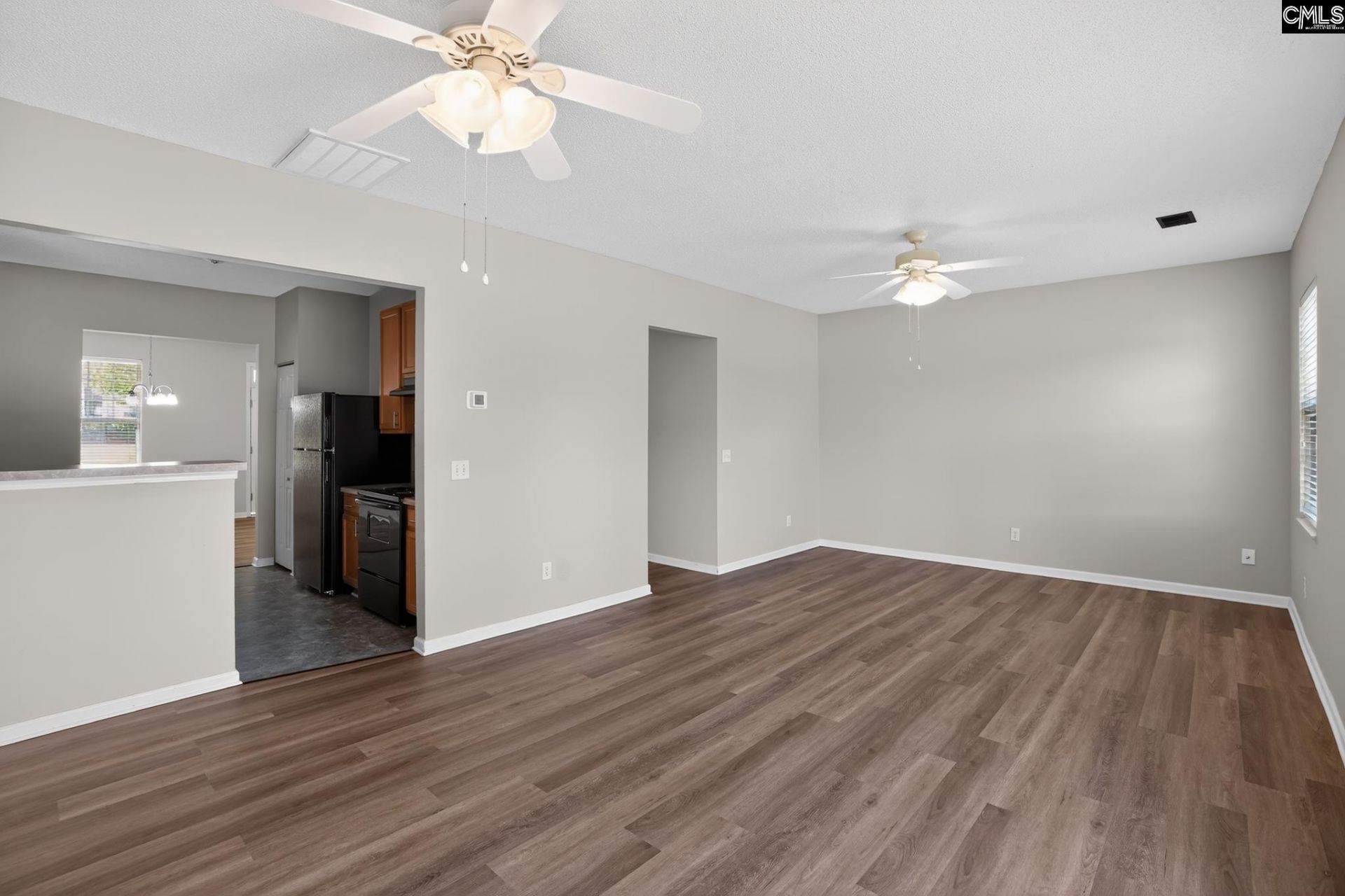 303 Bassett Loop  Photo 11