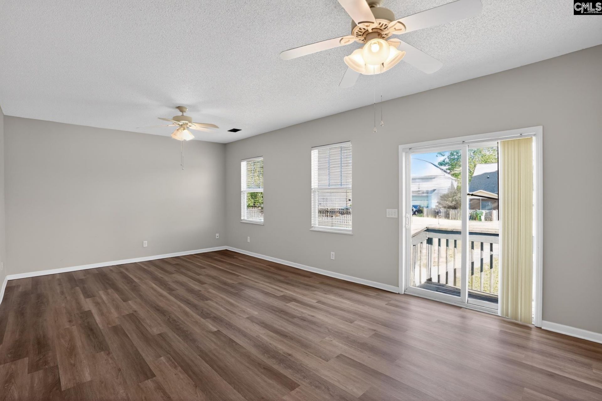 303 Bassett Loop  Photo 12