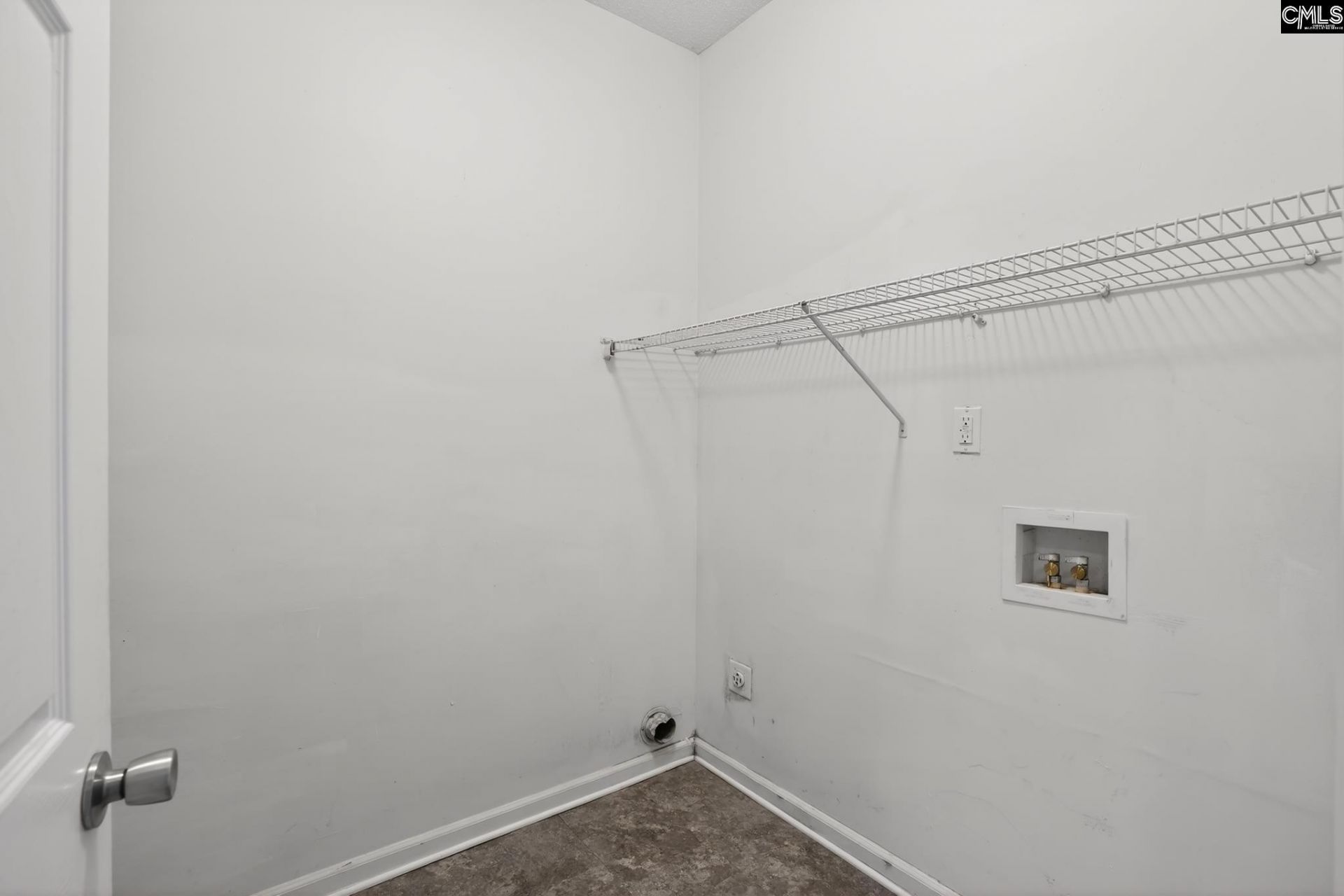 303 Bassett Loop  Photo 15