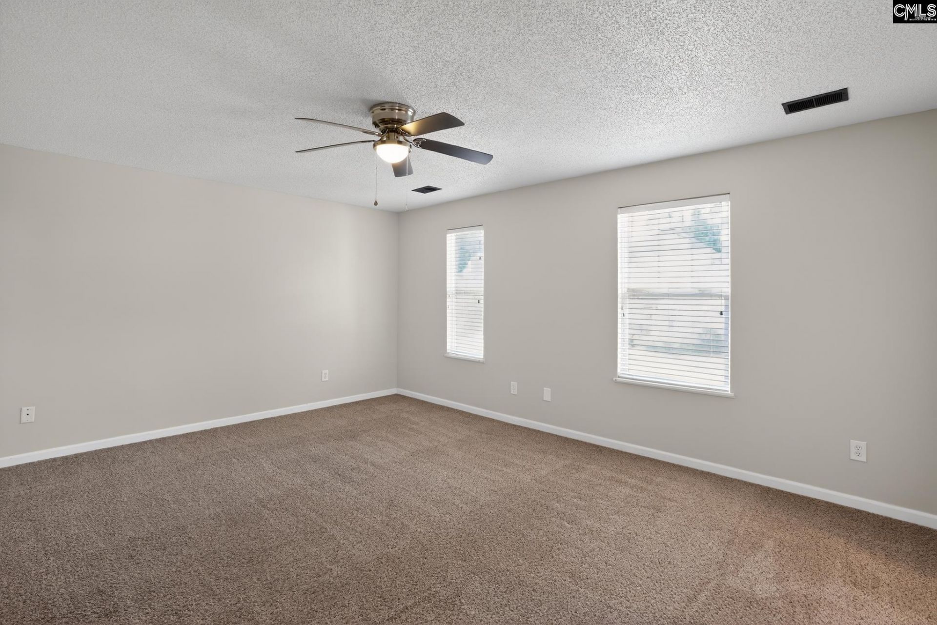 303 Bassett Loop  Photo 17