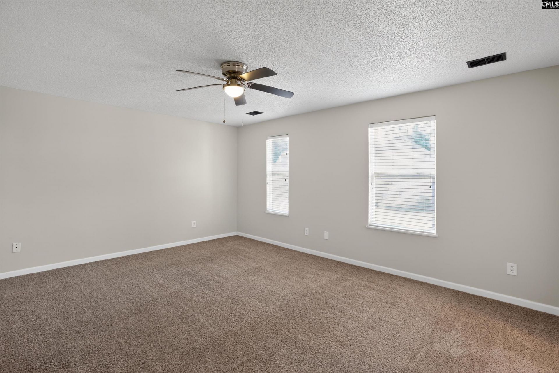 303 Bassett Loop  Photo 18