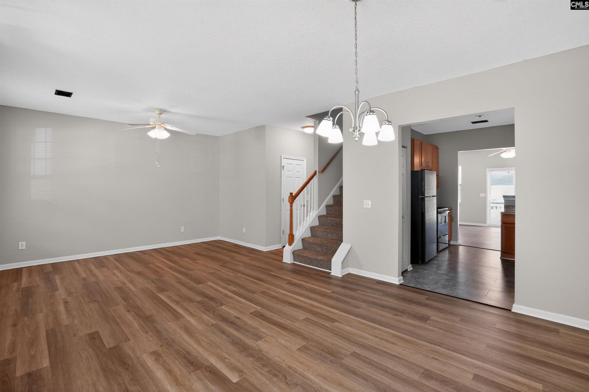 303 Bassett Loop  Photo 22