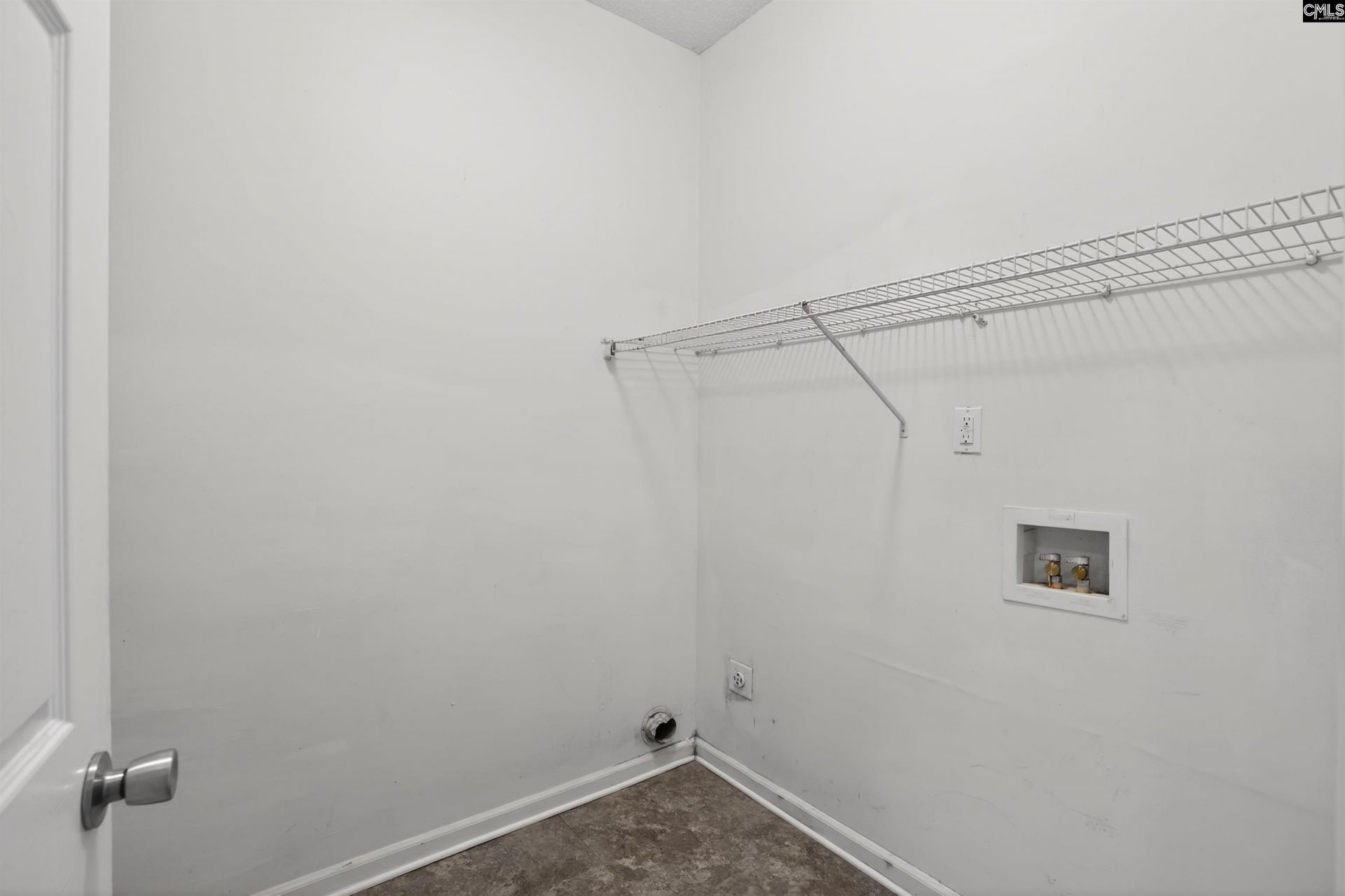303 Bassett Loop  Photo 30