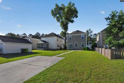 303 Bassett Loop  photo 4