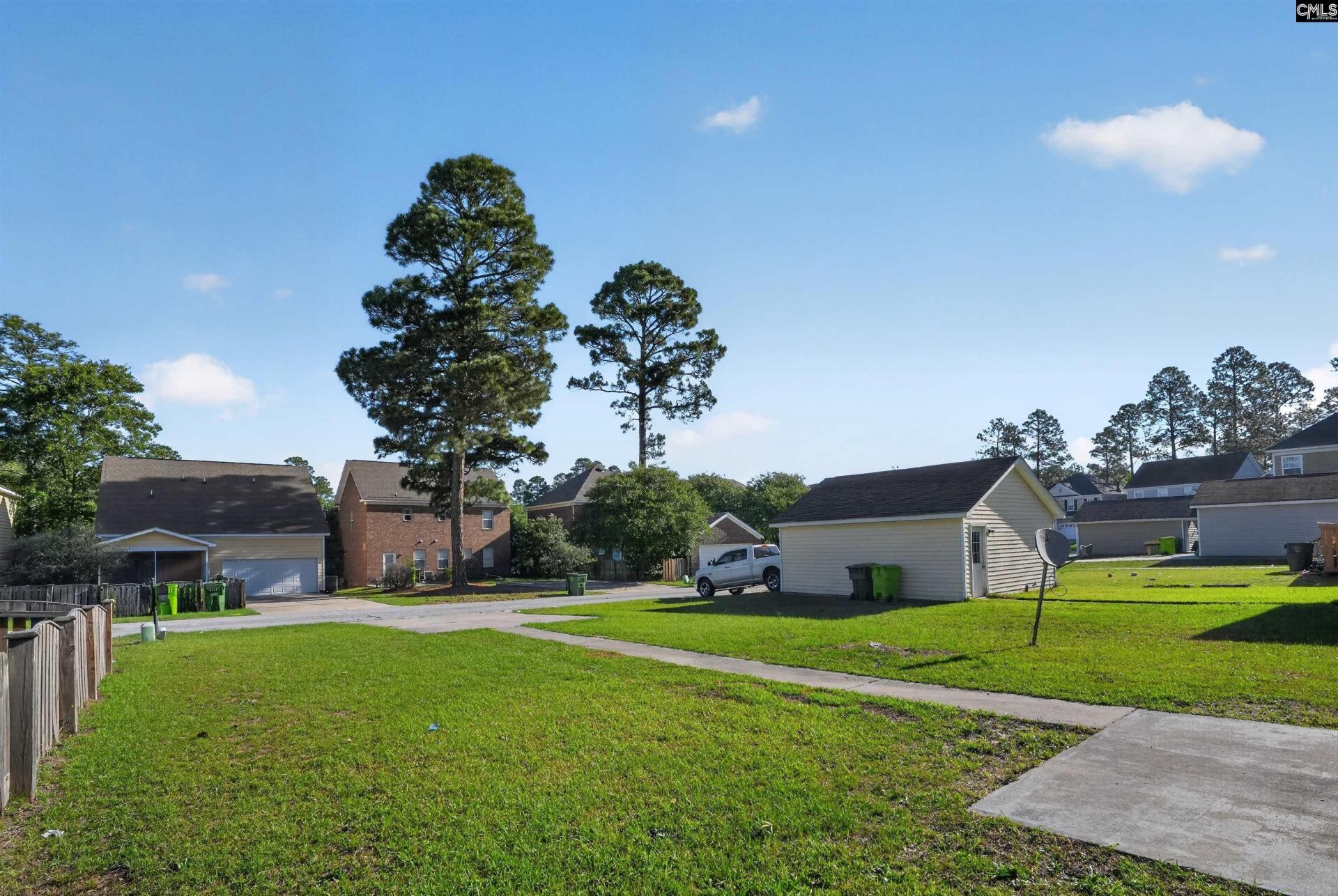 303 Bassett Loop  Photo 8