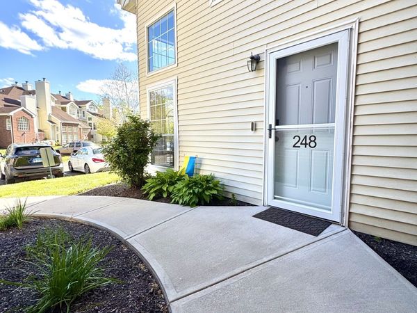248 Carriage Crossing, Unit 248, Middletown, CT 06457