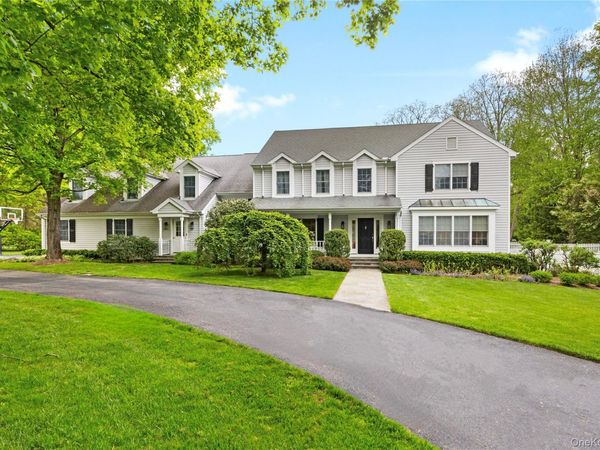 6 Round House Court, Bedford, NY 10506